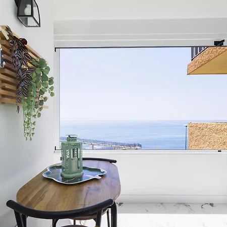 Cubo's El Faro With Pool Apartment *